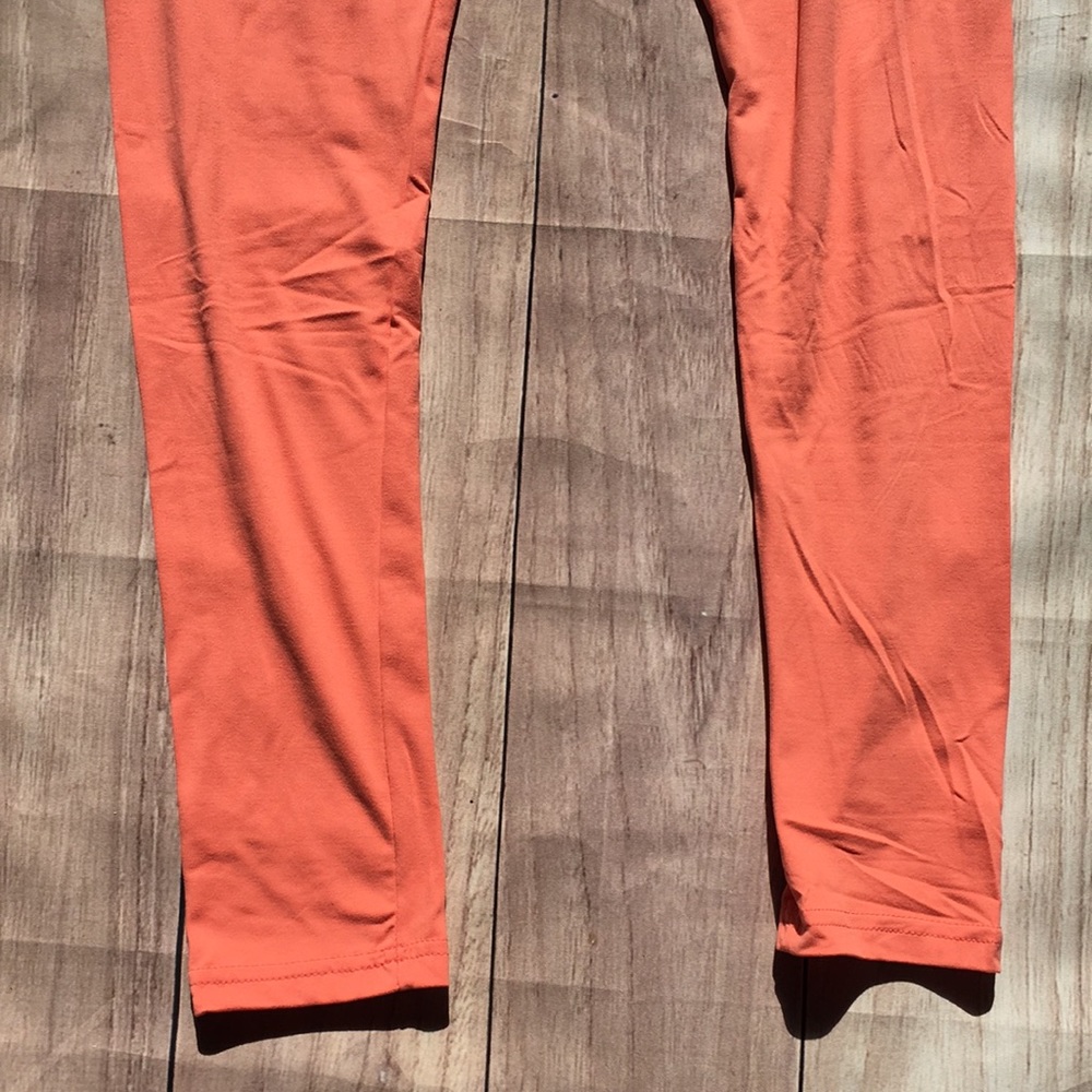 NWT Coral Orange Callie Lives Stasia Activewear Yoga Leggings & Bra - Picture 7 of 8